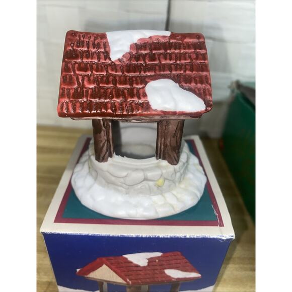 Christmas Valley Porcelain Wishing Well Hand Painted 3” X 3” Boxed - Picture 2 of 8